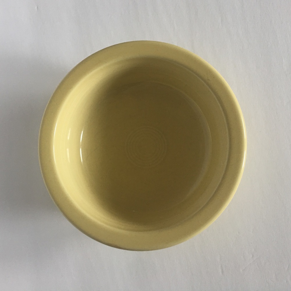 Fiestaware 8.25" Round Large Vegetable Bowl Ivory Yellow